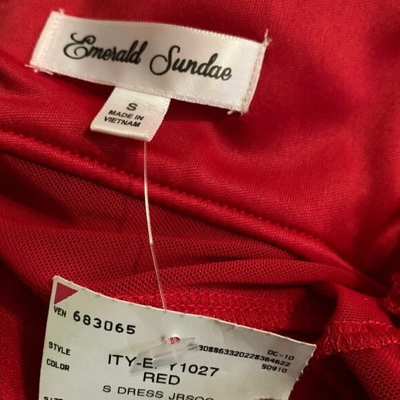 Emerald Sundae Illusion Stretch Bodycon Red Dress - Picture 4 of 7